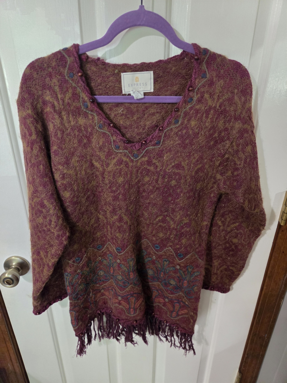 Express Women's Maroon and Olive Knit Fringe V-Neck Sweater